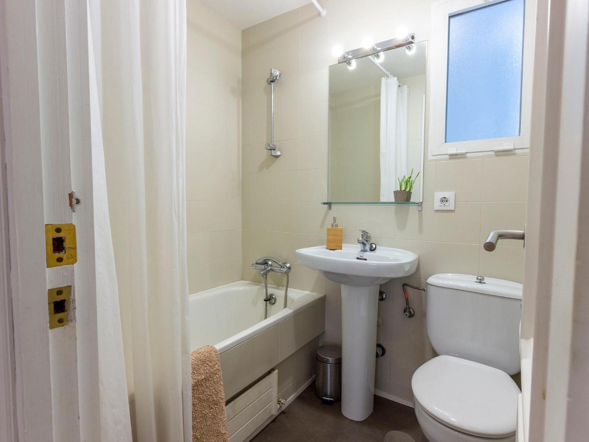 Apartment Chamartin-Ciudad Ramos Carrion By Interhome มาดริด ภายนอก รูปภาพ